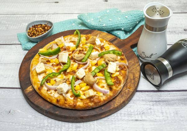 Veggie Deluxe Pizza